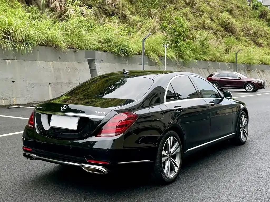 Mercedes-Benz S-Class — миниатюра 9