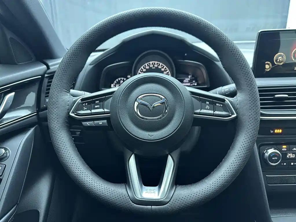 MAZDA CX 4