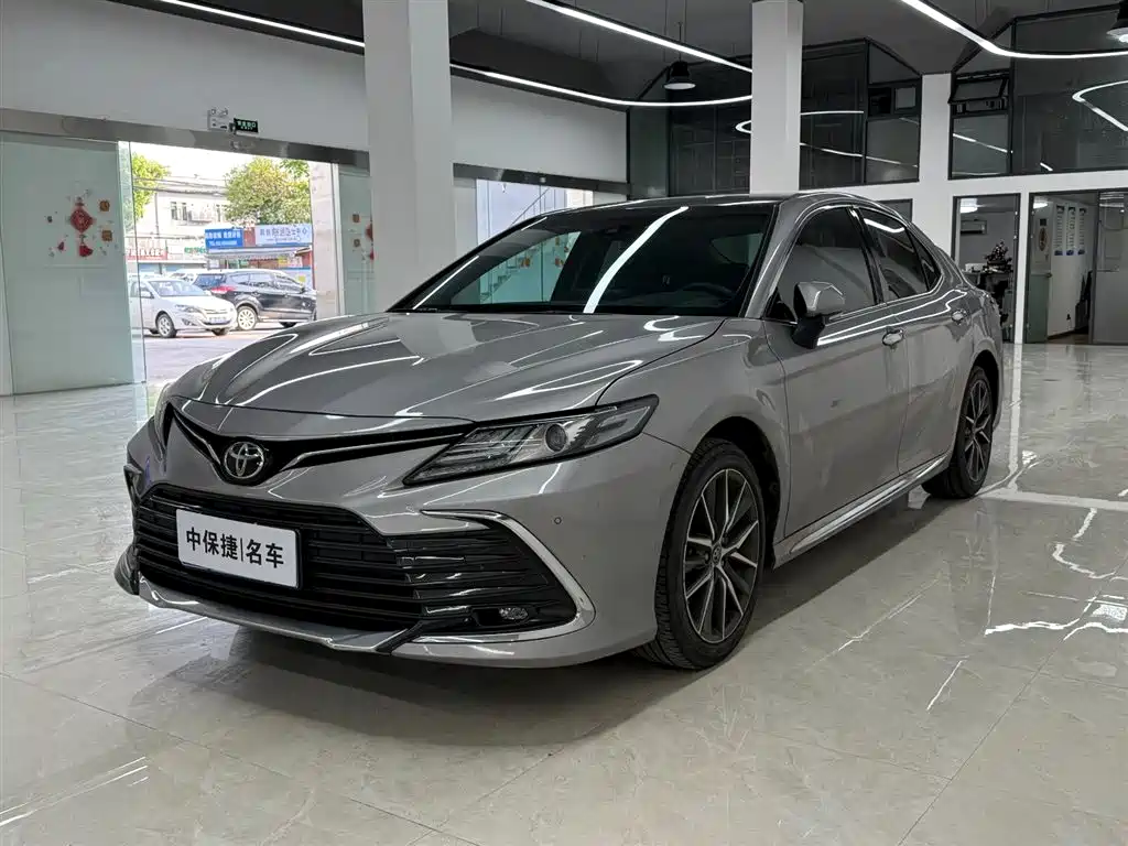 Toyota Camry 2023