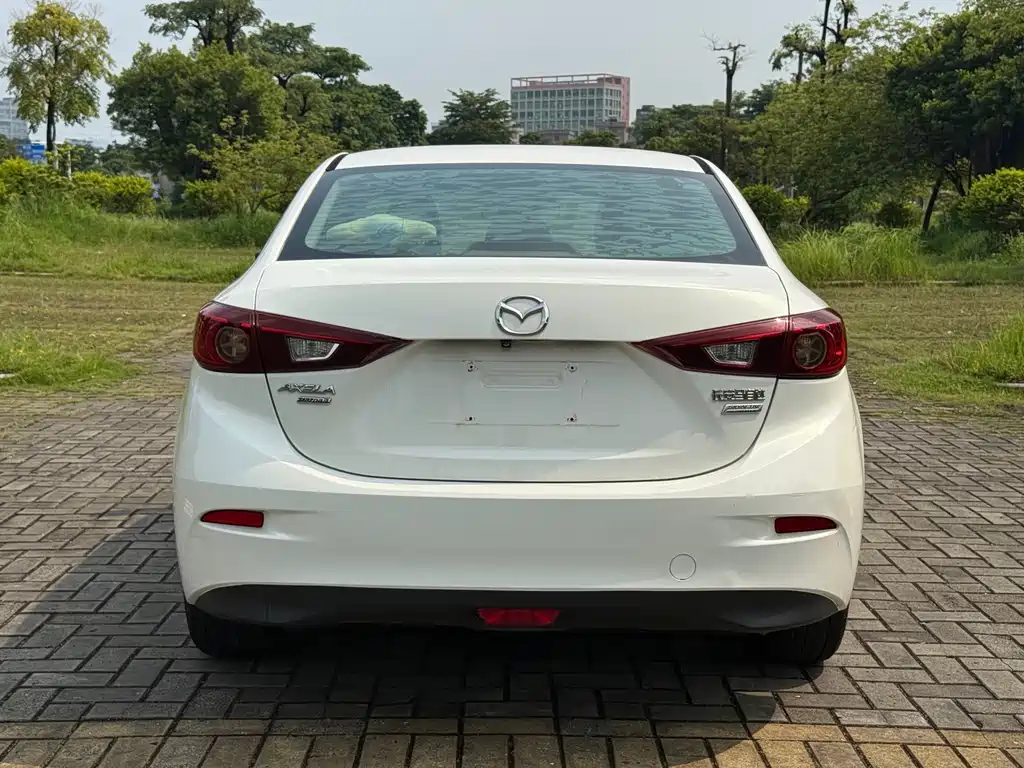 Mazda 3 Axela — миниатюра 6
