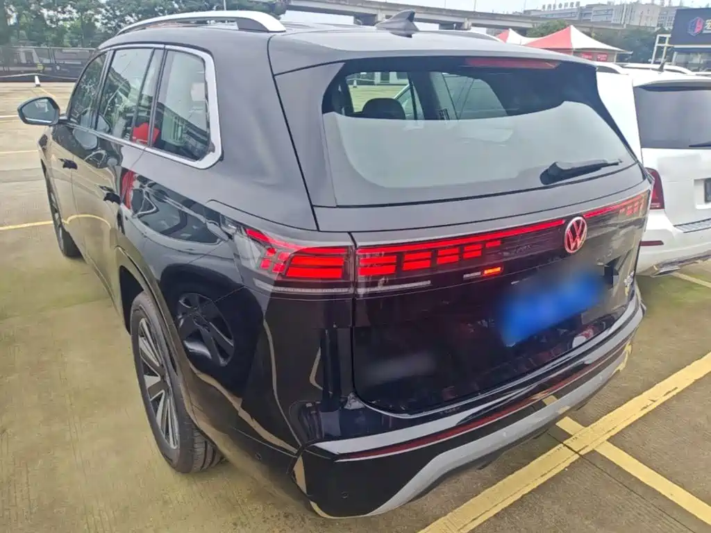 Volkswagen Teramont — миниатюра 5