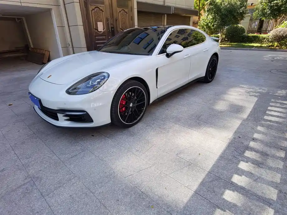 Porsche Panamera 2017