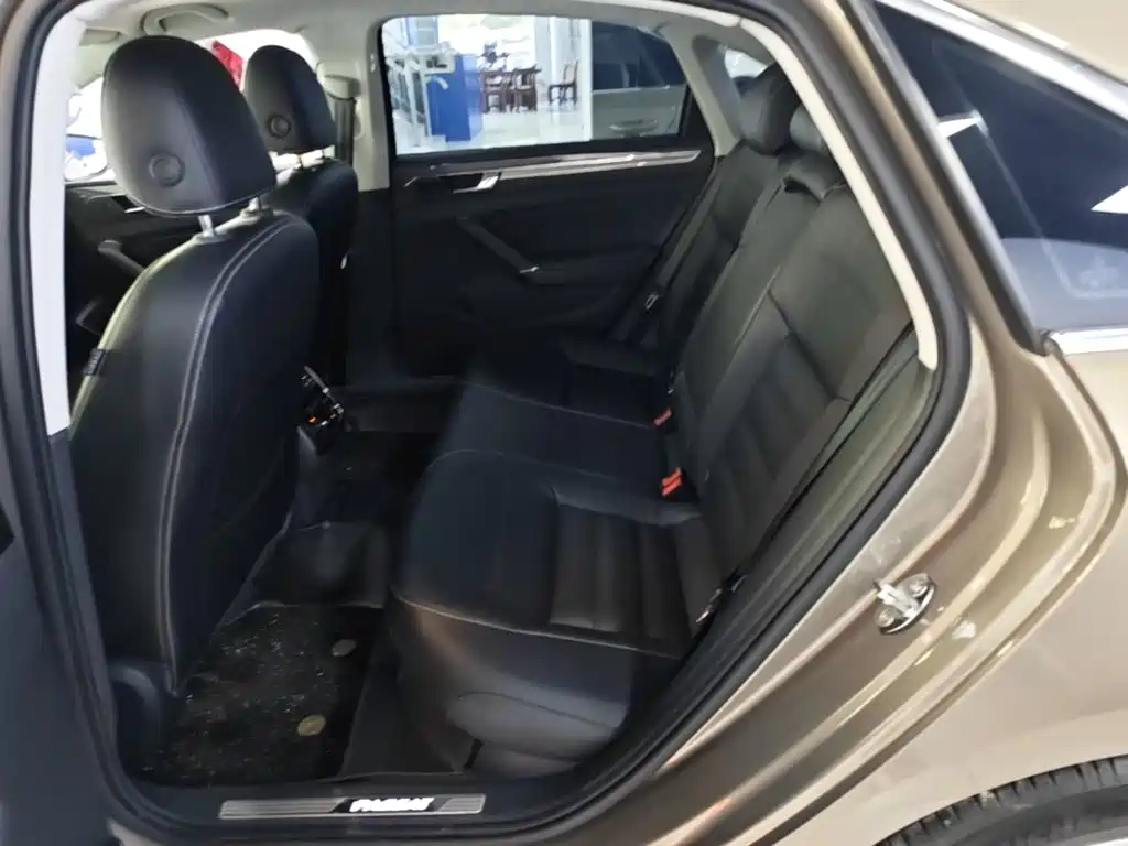 Volkswagen Passat — миниатюра 17