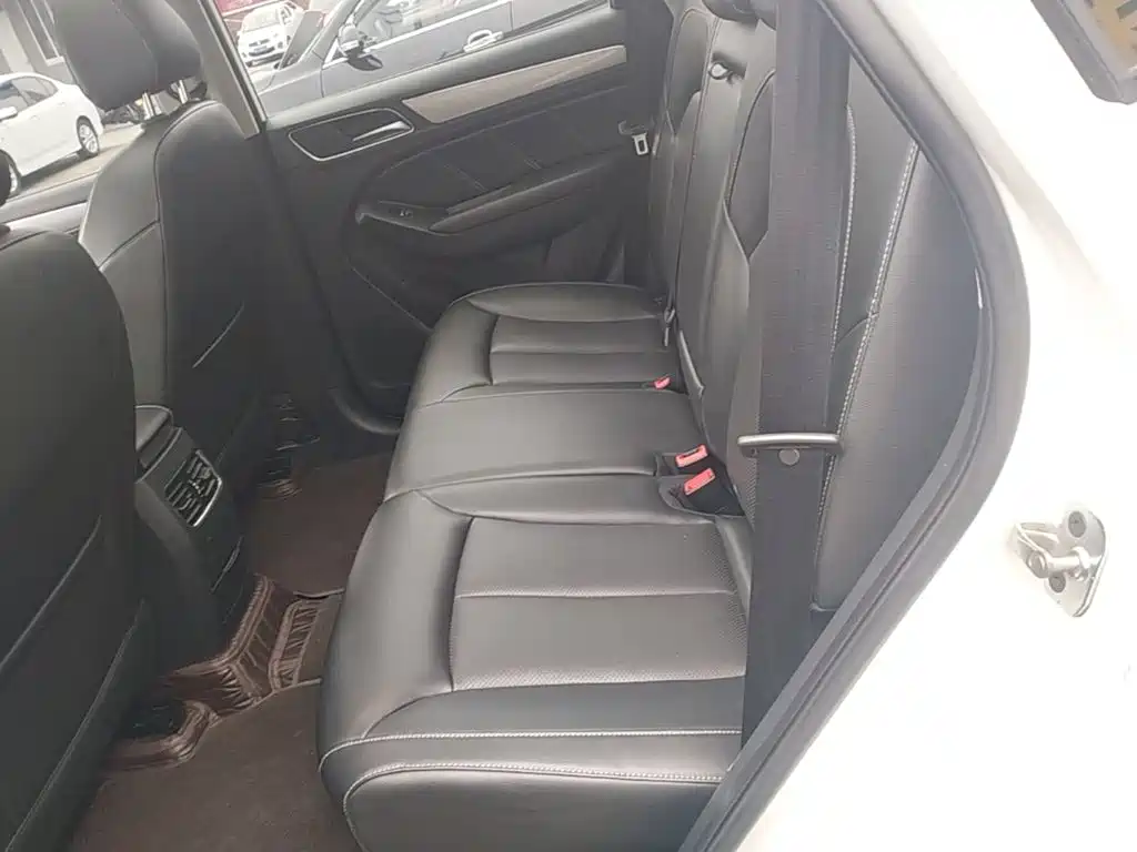Roewe RX5 — миниатюра 17