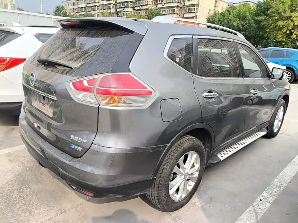 Nissan X-Trail — миниатюра 7