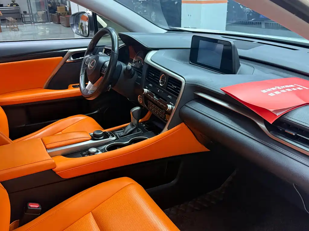 Lexus RX — миниатюра 10
