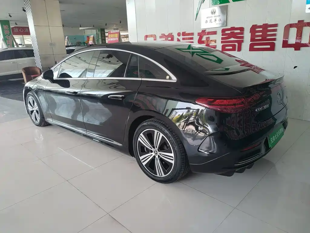 Mercedes-Benz EQE — миниатюра 12
