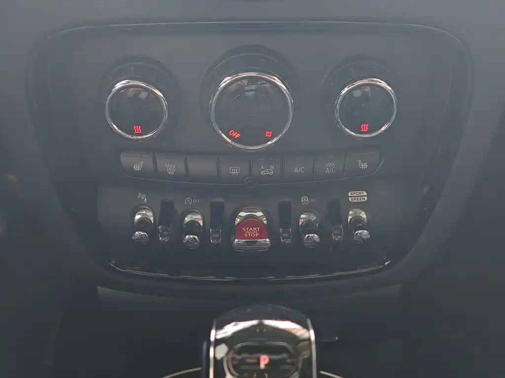 MINI Mini Clubman — миниатюра 11
