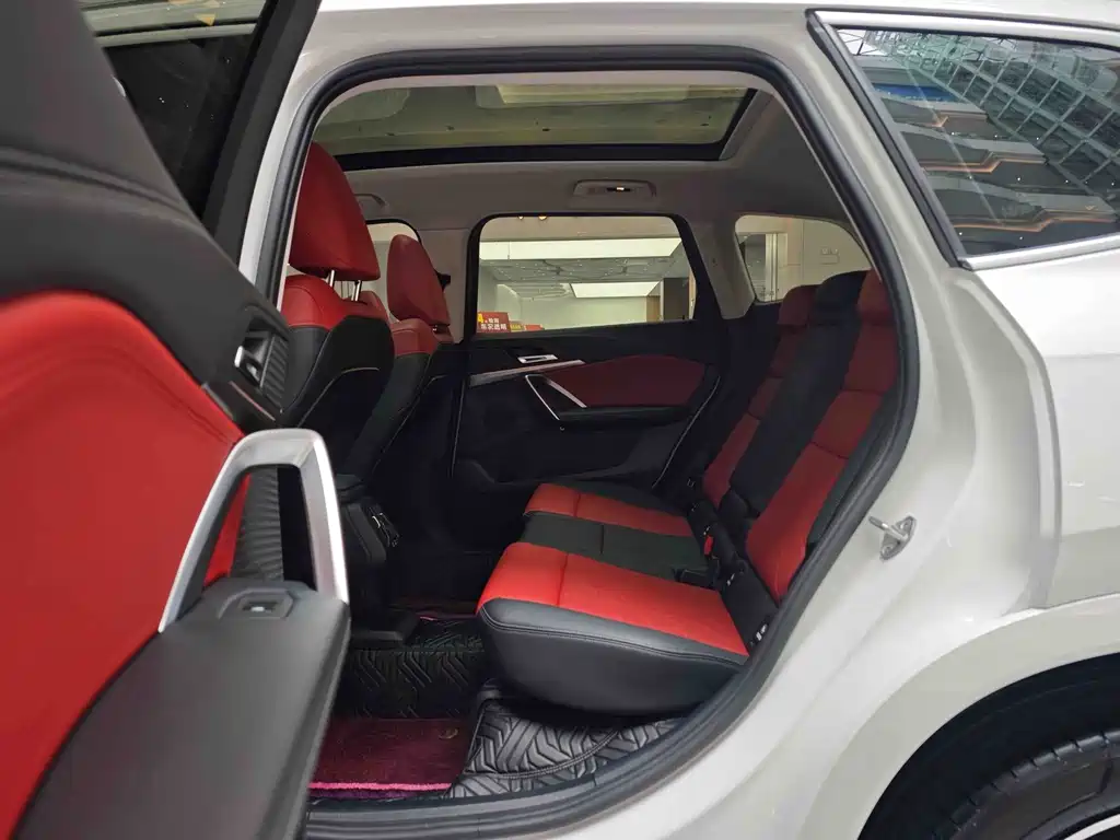 BMW X1 — миниатюра 7