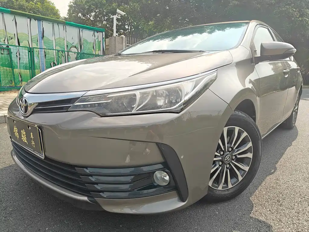Toyota Corolla — миниатюра 8