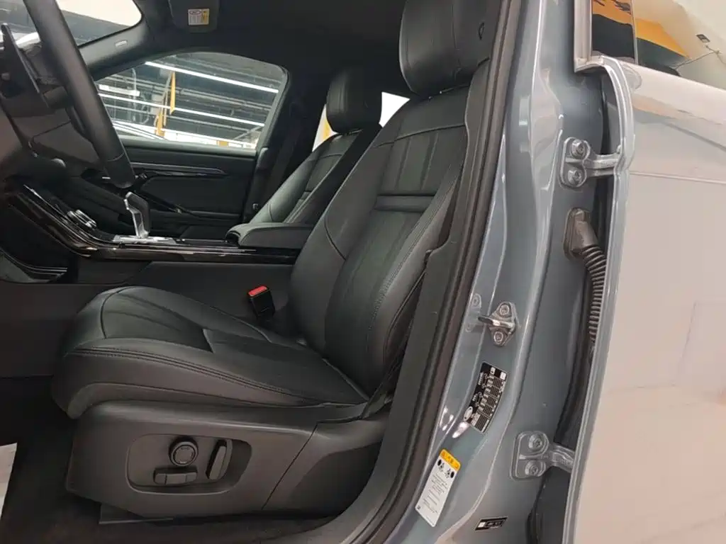 Land Rover Evoque — миниатюра 15