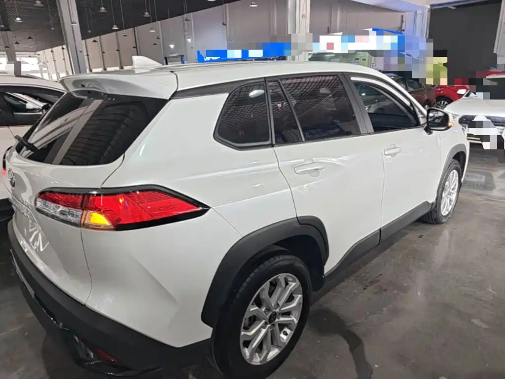 Toyota Frontlander — миниатюра 7
