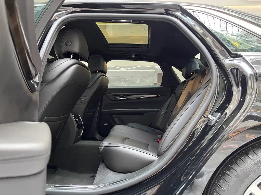 Cadillac CT6 — миниатюра 11