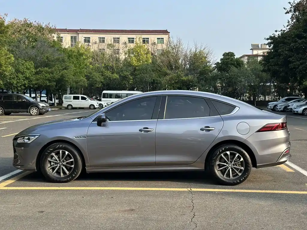 BYD Qin PLUS — миниатюра 7