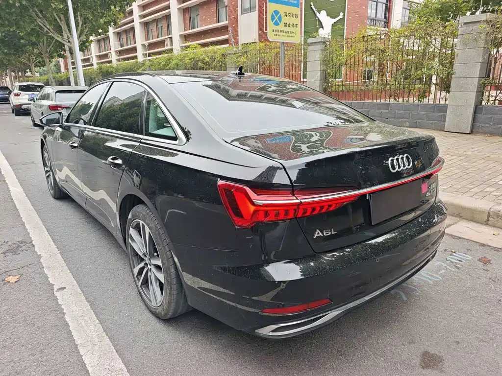 Audi A6L — миниатюра 15