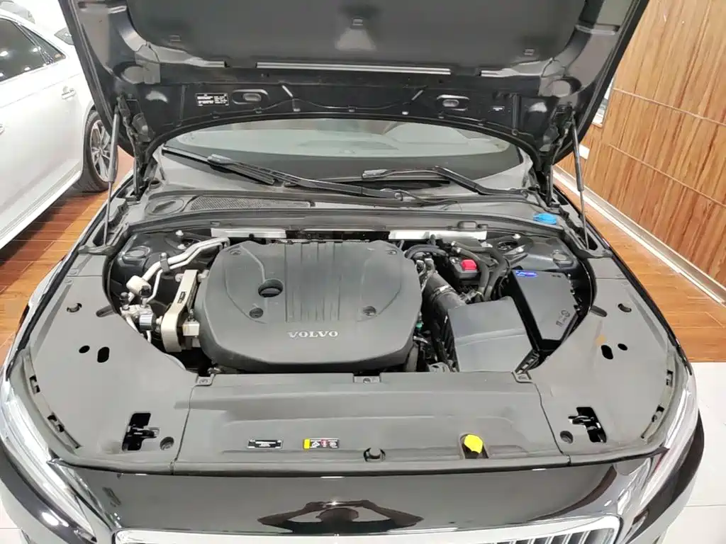 Volvo S90 — миниатюра 20