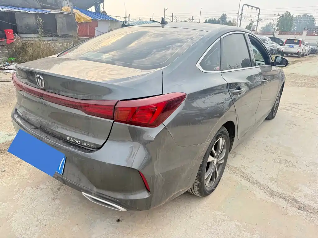 Changan Eado — миниатюра 9