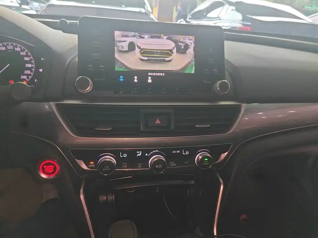 Honda Accord — миниатюра 13