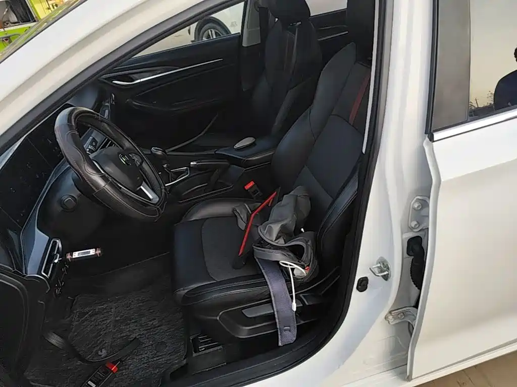Changan Eado — миниатюра 15