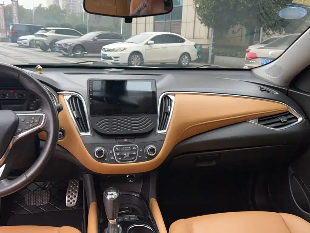 Chevrolet Malibu XL — миниатюра 11