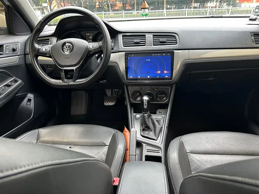 Volkswagen Lavida — миниатюра 11