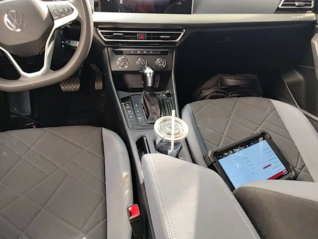 Volkswagen Lavida — миниатюра 14