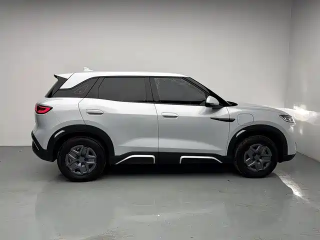 BYD Yuan UP — миниатюра 4