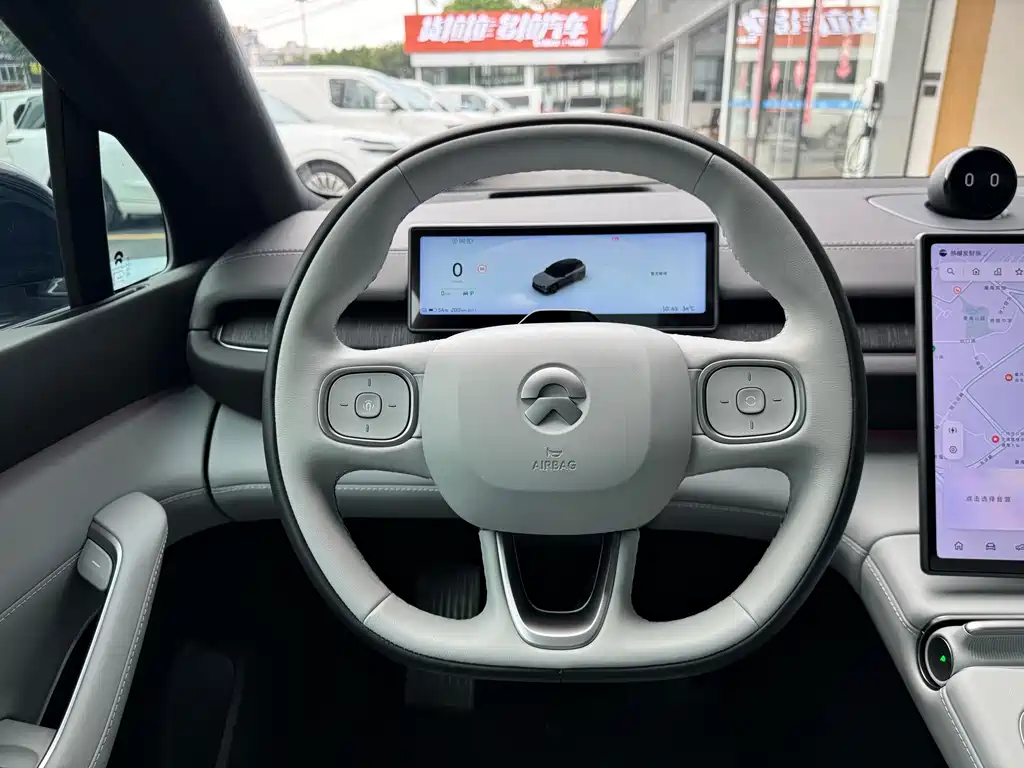 NIO ES6 — миниатюра 18