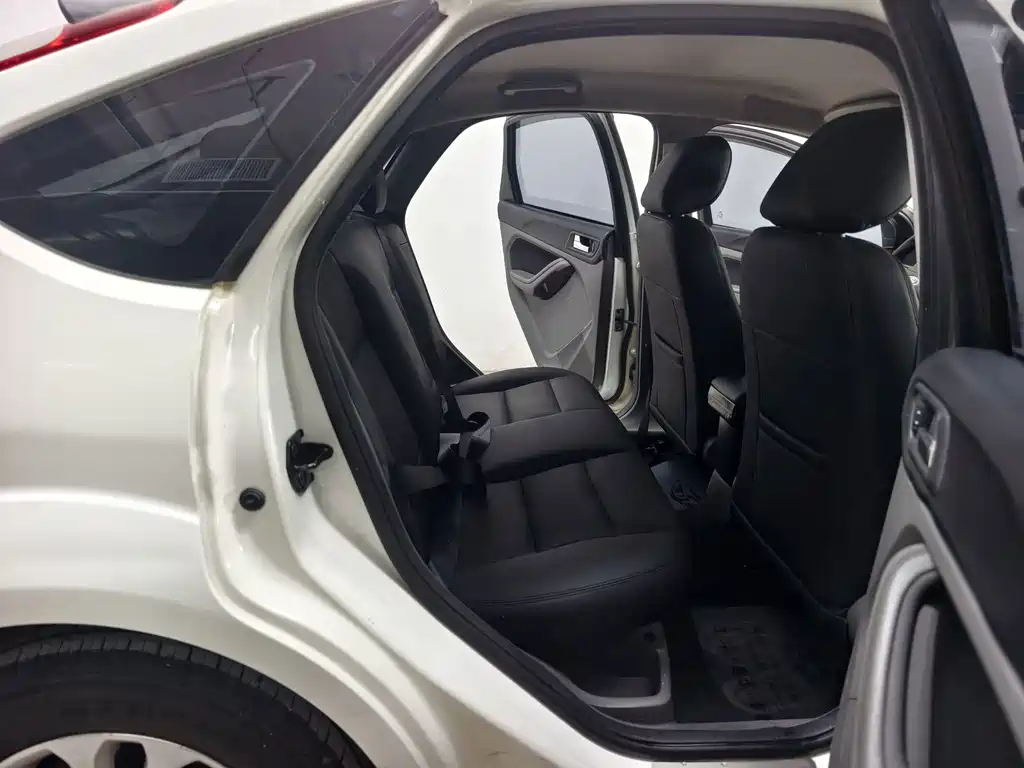 Ford Focus — миниатюра 15