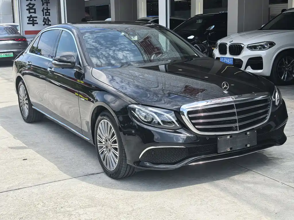  E CLASS