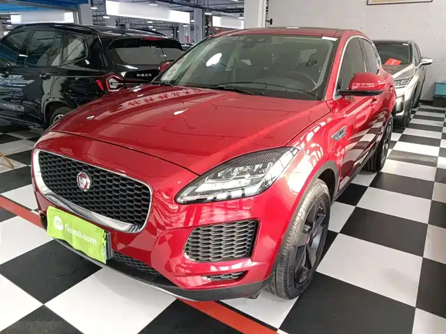 JAGUAR E PACE