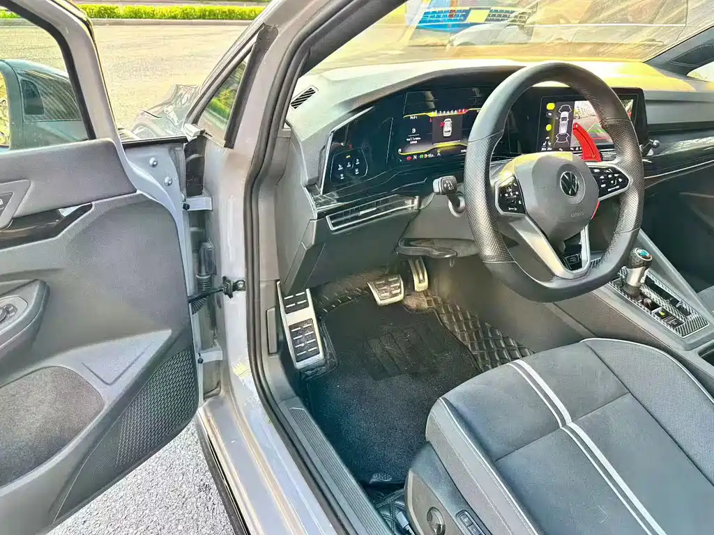 Volkswagen Golf — миниатюра 4