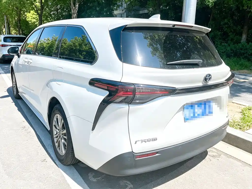 Toyota Sienna 2021 2.5L Comfort