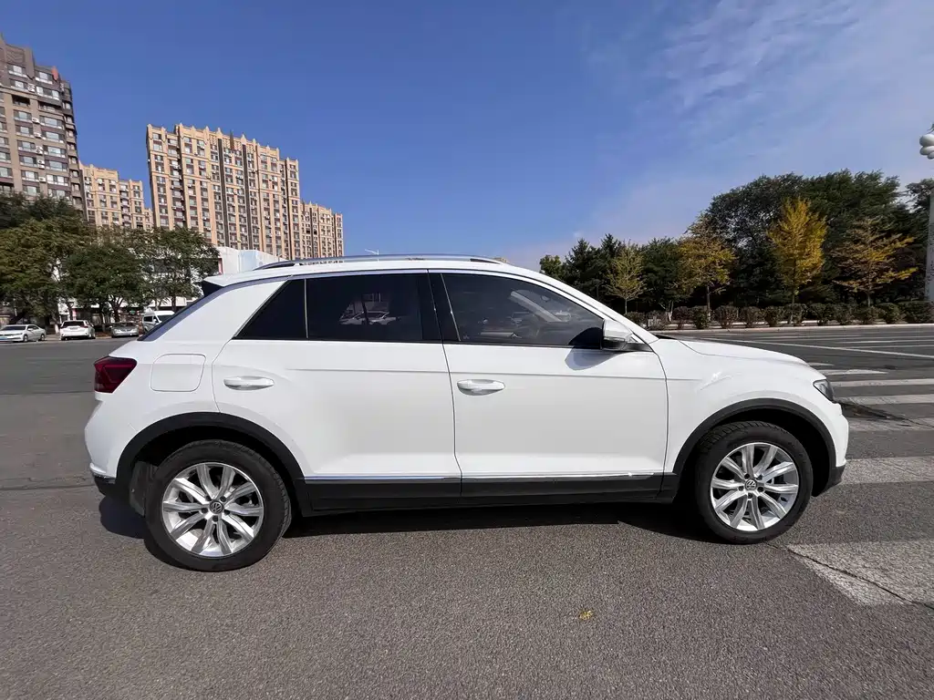 Volkswagen T-Roc — миниатюра 15