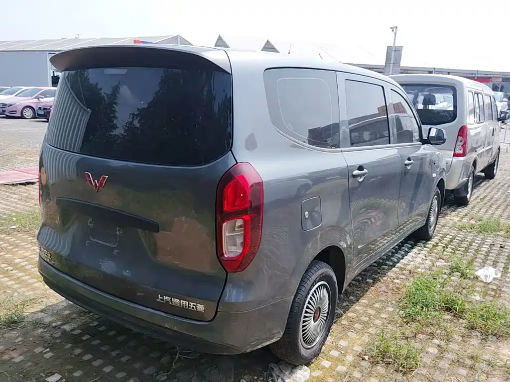 Wuling Hongguang EV — миниатюра 7
