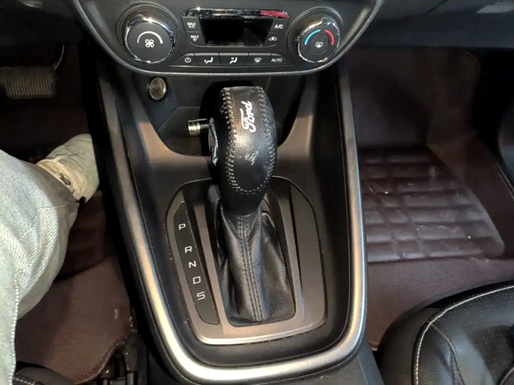 Ford Escort — миниатюра 14