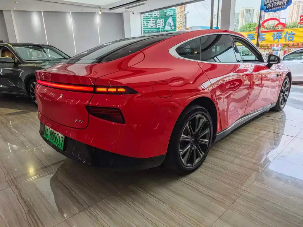 XPeng P7 — миниатюра 4