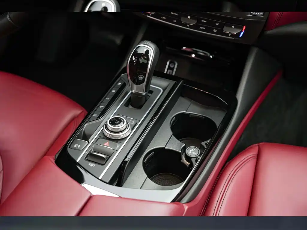 Maserati Levante — миниатюра 7