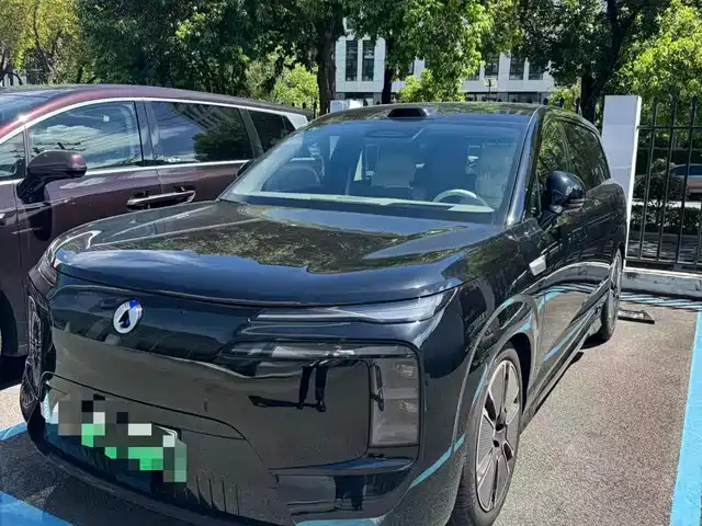 2025 Denza N8