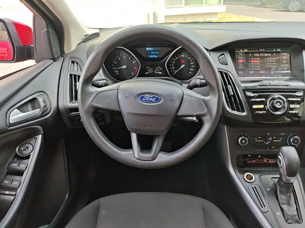 Ford Focus — миниатюра 11
