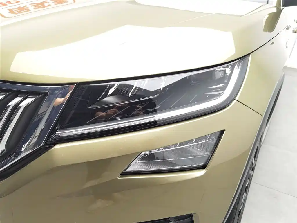 Skoda Kodiaq 2017 TSI330 7 мест Luxury