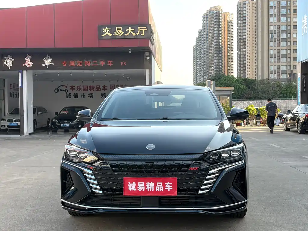 Dongfeng Aeolus Yixuan Max MAX 2021 1.5T