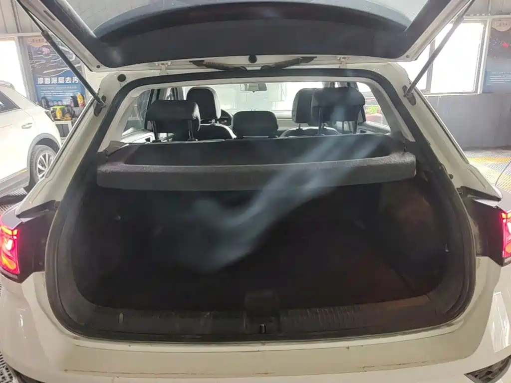 Volkswagen T-Roc — миниатюра 19