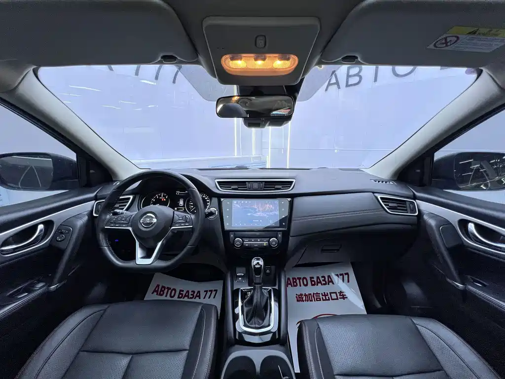 Nissan Qashqai — миниатюра 18
