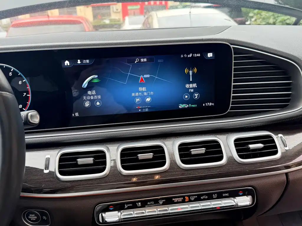 Mercedes-Benz GLE (Import) — миниатюра 7