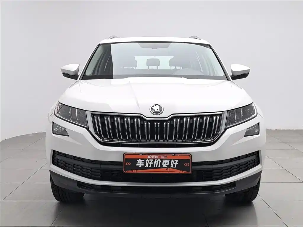 Skoda Kodiaq 2017 TSI330 5 мест Comfort