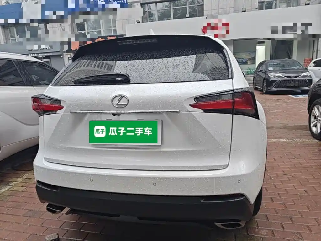 Lexus NX — миниатюра 6