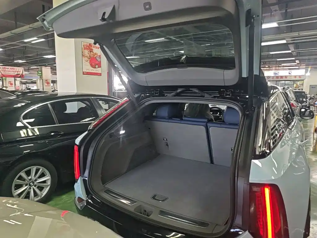 Cadillac IQ — миниатюра 19