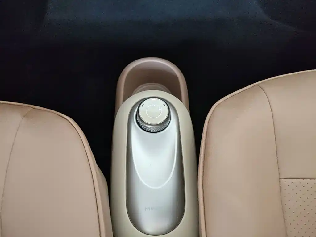 Wuling MINIEV — миниатюра 14