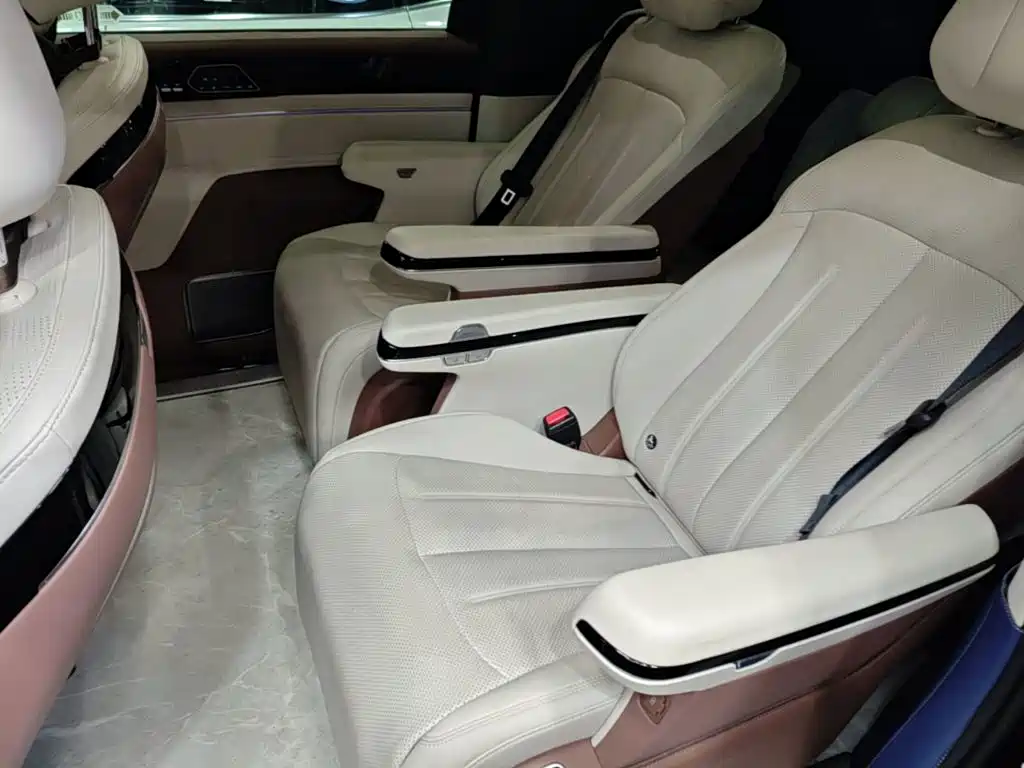 BYD Xia — миниатюра 17